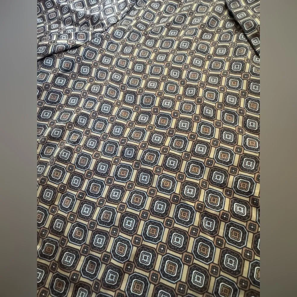 Banana Republic Silk Blouse - Picture 2 of 6